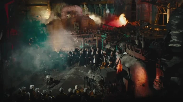 Ukrainian Christmas carol Shchedryk sung at destroyed thermal power plant as call to world for help