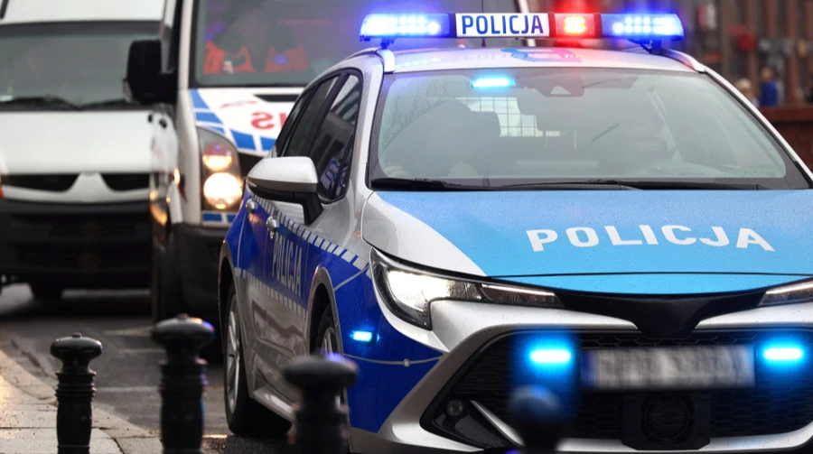 В Варшаве мужчина с кастетами и мачете ранил троих полицейских