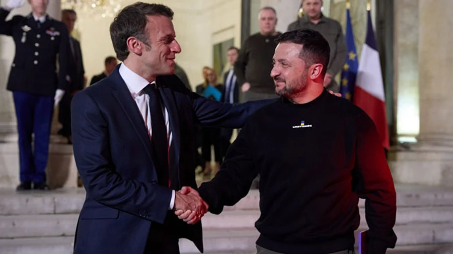 Macron hints at supplying Ukraine with long-range missiles