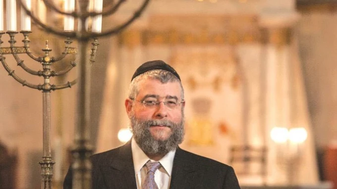 Главный раввин Москвы покинул РФ после требования режима поддержать войну в Украине