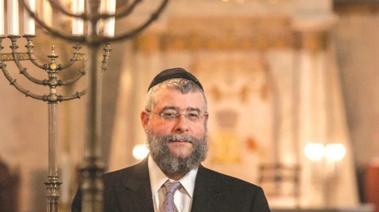 Moscow's chief rabbi leaves Russia after regime demanded he support war in Ukraine