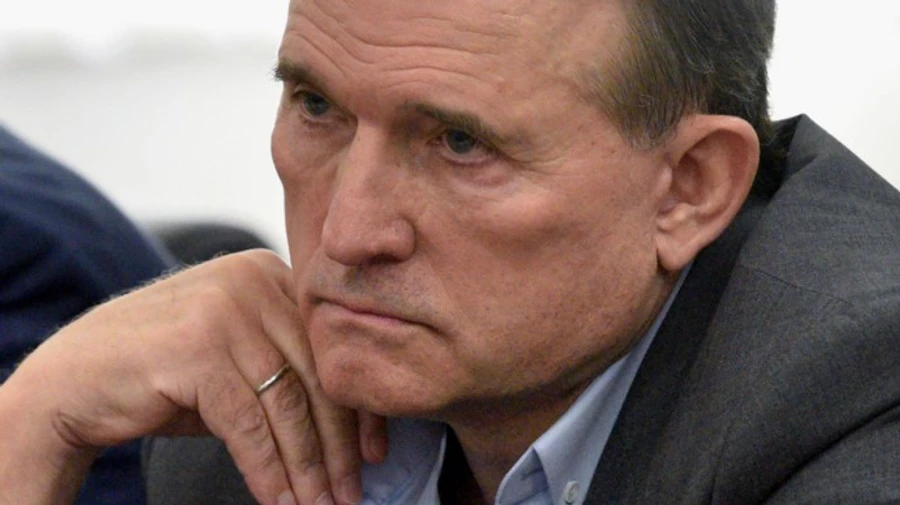 Прокуратура завершила слідство у справі про держзраду Медведчука і Козака