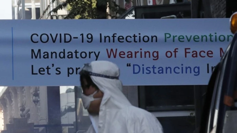 В Англии снова вводят строгий карантин