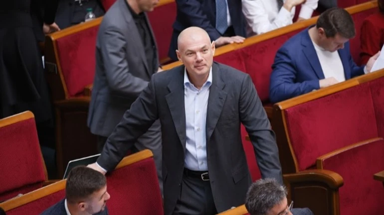 Коронавірус і далі косить нардепів: захворіли Шуфрич і Палиця