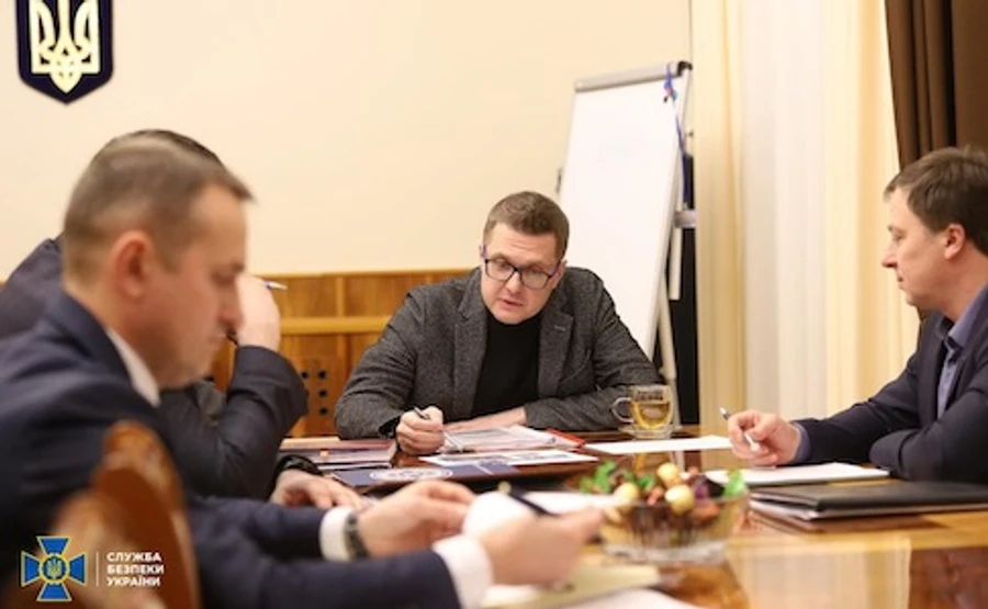 СБУ рассматривает две версии катастрофы самолета МАУ в Иране