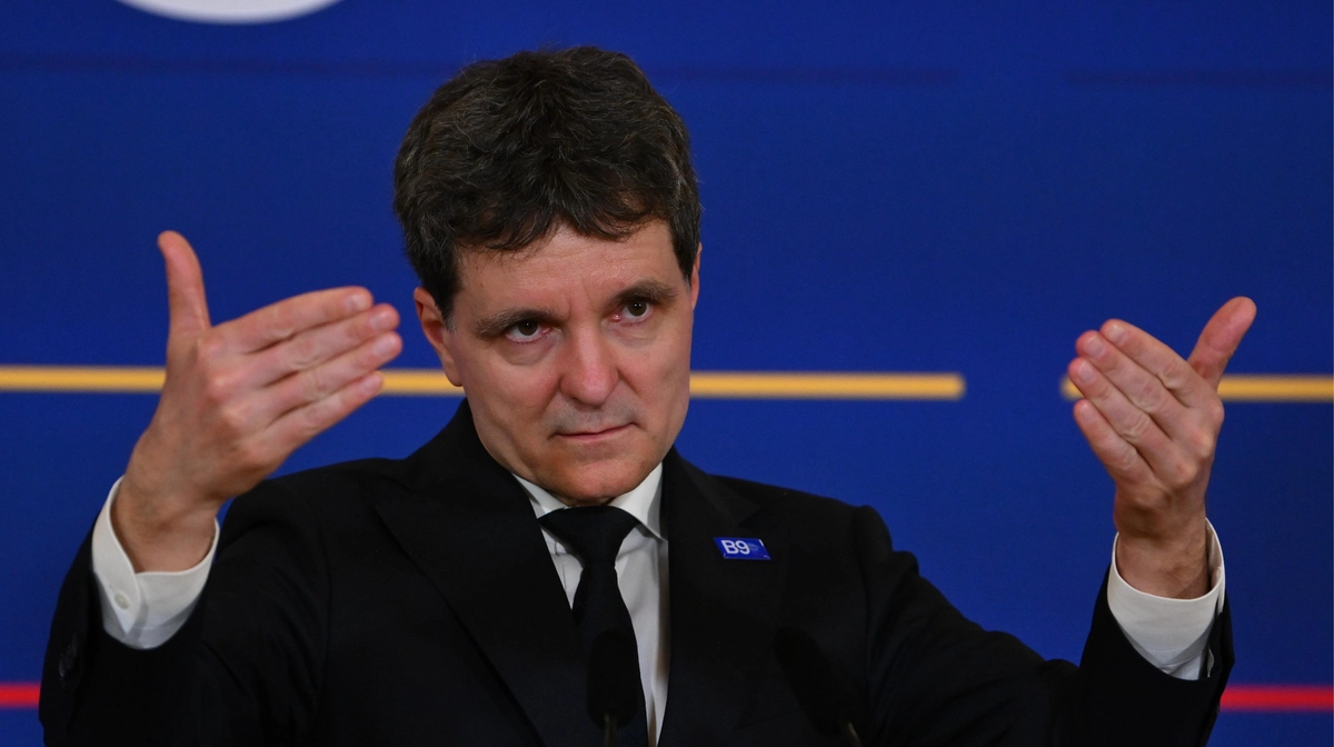 Президент Румунії закликав Росію змінити тактику обстрілів України