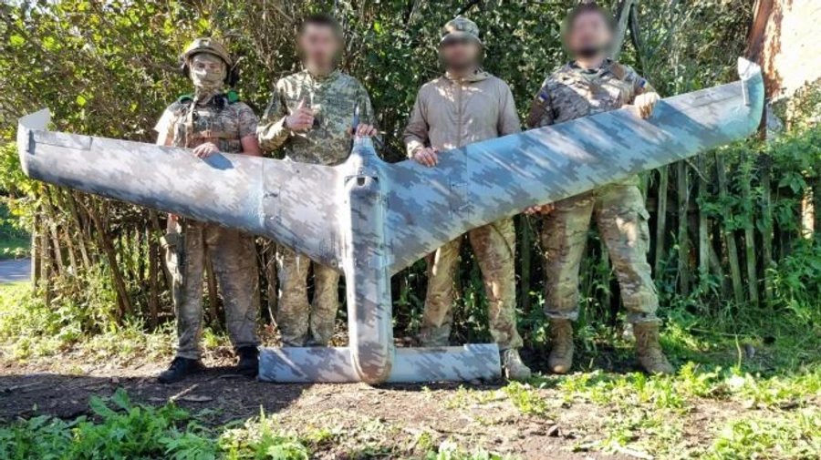 Українські прикордонники приземлили новітній російський дрон