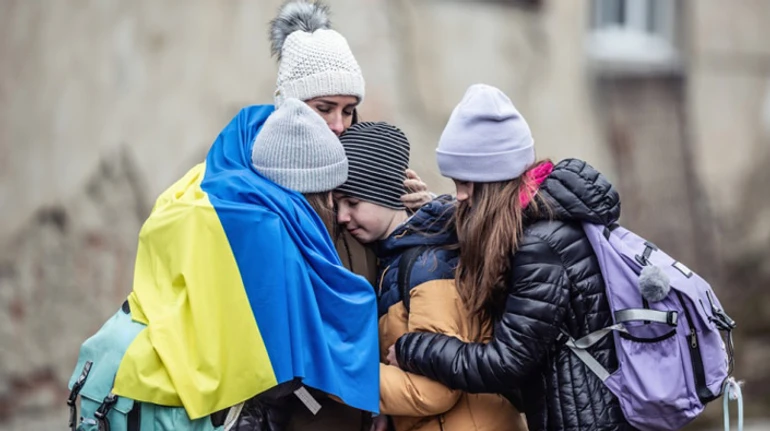 Порой пострадавшие обесценивают свой опыт. Как украинцы в Польше собирают доказательства военных преступлений россиян