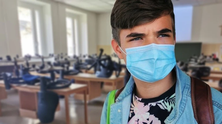 У Києві школярі й студенти повертаються до звичайного навчання