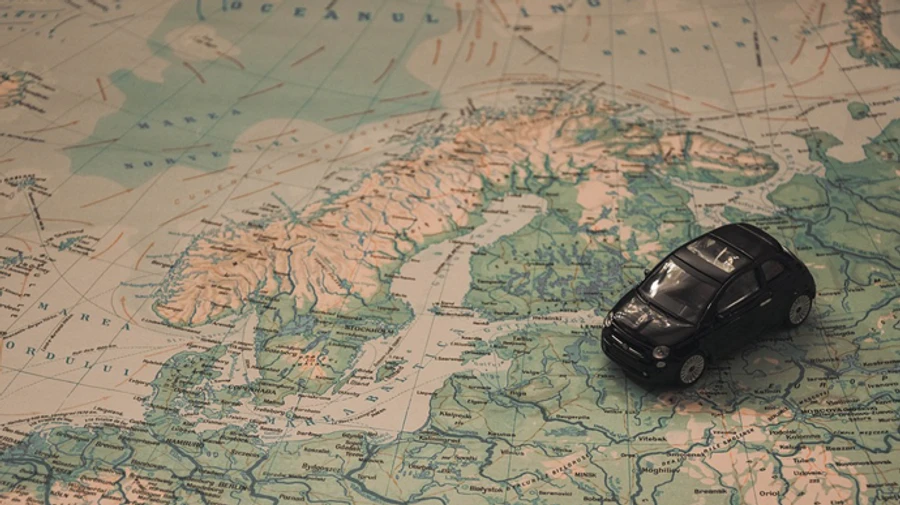 ЄС оновив список безпечних країн для подорожей: Україна залишилась червоною