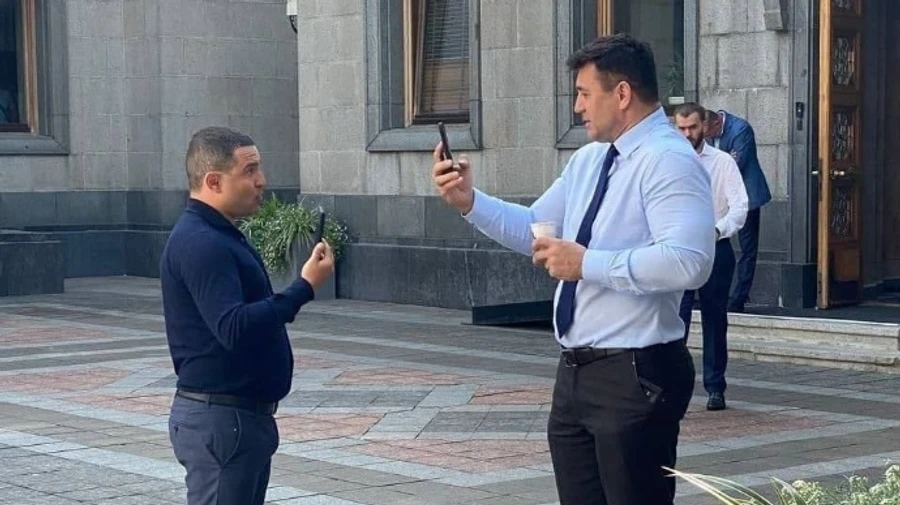 Слуги Тищенко и Куницкий подрались в Раде