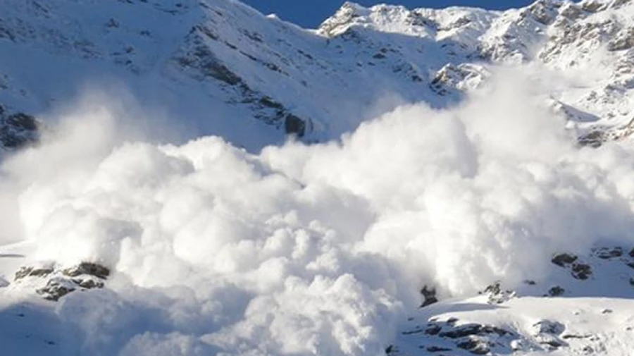 На Закарпатті й Прикарпатті можуть зійти лавини – ДСНС