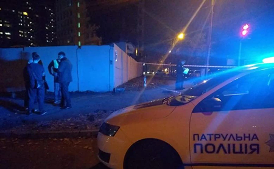 У Києві на вулиці застрелили чоловіка