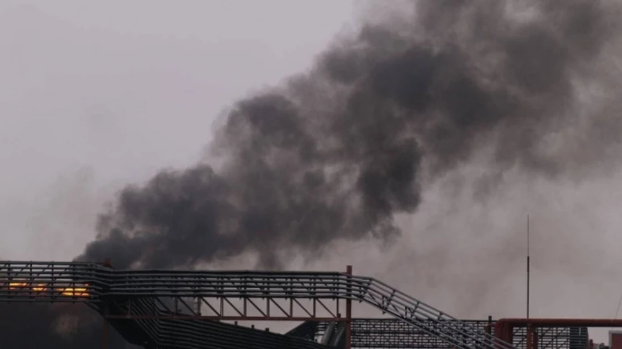 Oil depot in Russia's Engels remains ablaze for fifth day after drone attack