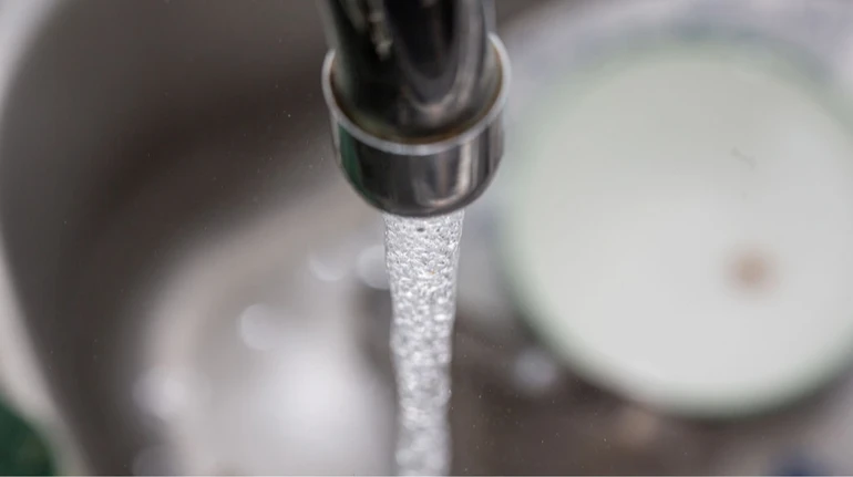 Постачання води у Києві та на Кіровоградщині відновлять протягом дня – Свириденко