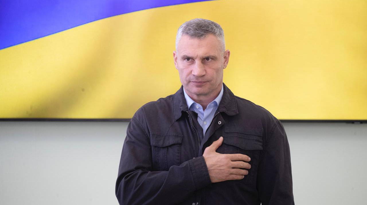 Kyiv mayor warns of new Russian attack and urges residents to stock up on water and charge devices