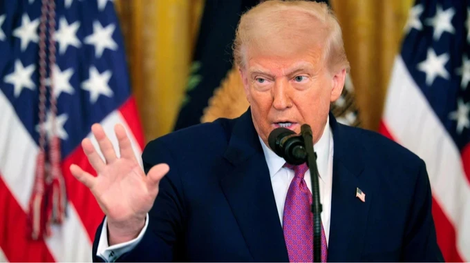 Трампа срочно эвакуировали после стрельбы в Вашингтоне