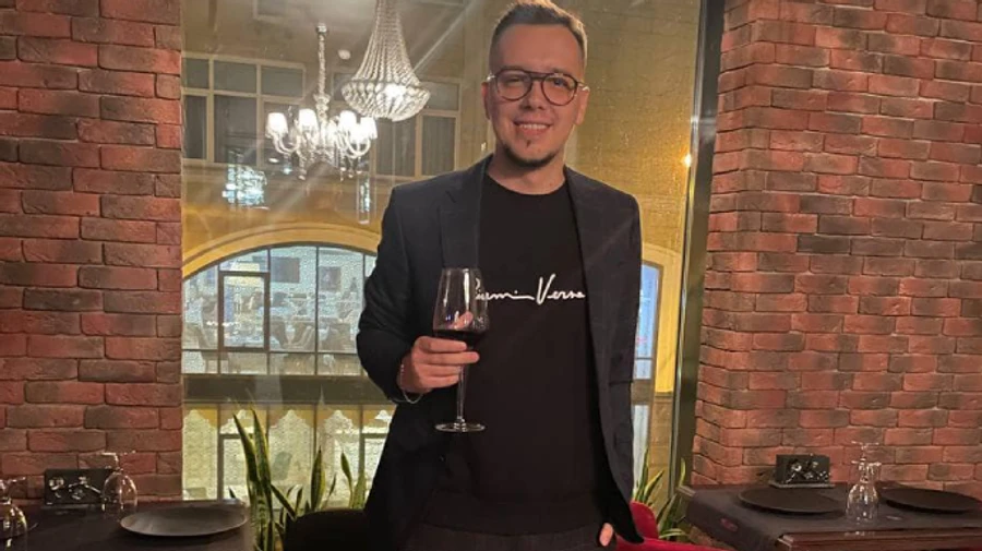 Блогер-уклонист, который призывает мужчин скрываться от призыва, получил подозрение