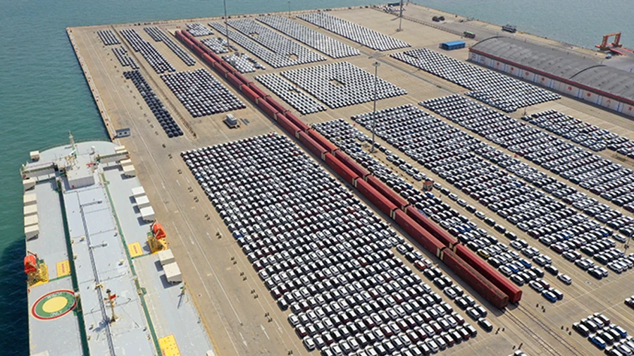 У Європарламенті пропонують передати Україні бронемашини, конфісковані при ввезенні до Лівії