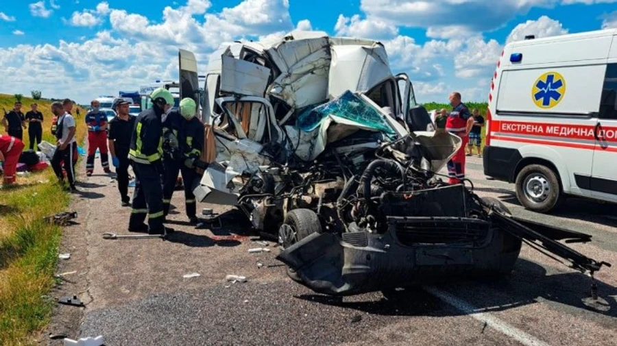 Чотири людини загинули і шість травмовані у ДТП на Черкащині