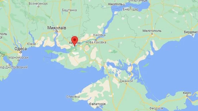 Окупанти наказали мешканцям Херсона терміново залишити місто і переправитись на лівий берег Дніпра