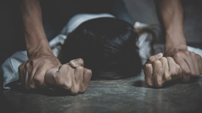 Хотели снять с себя кожу: психологи рассказали о состоянии изнасилованных россиянами женщин и способах спасения