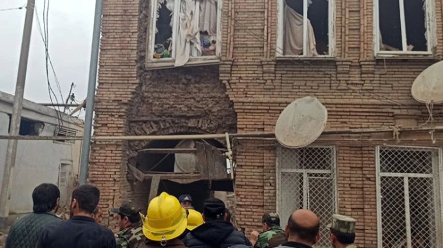 Азербайджан показав наслідки обстрілу Гянджі та повідомив про постраждалих