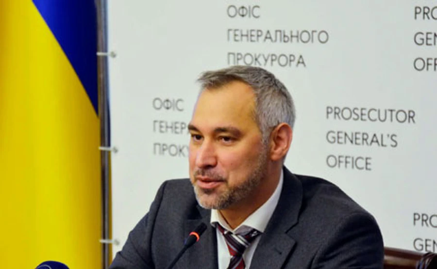 Офіс Рябошапки пішов у народ шукати прокурорів 