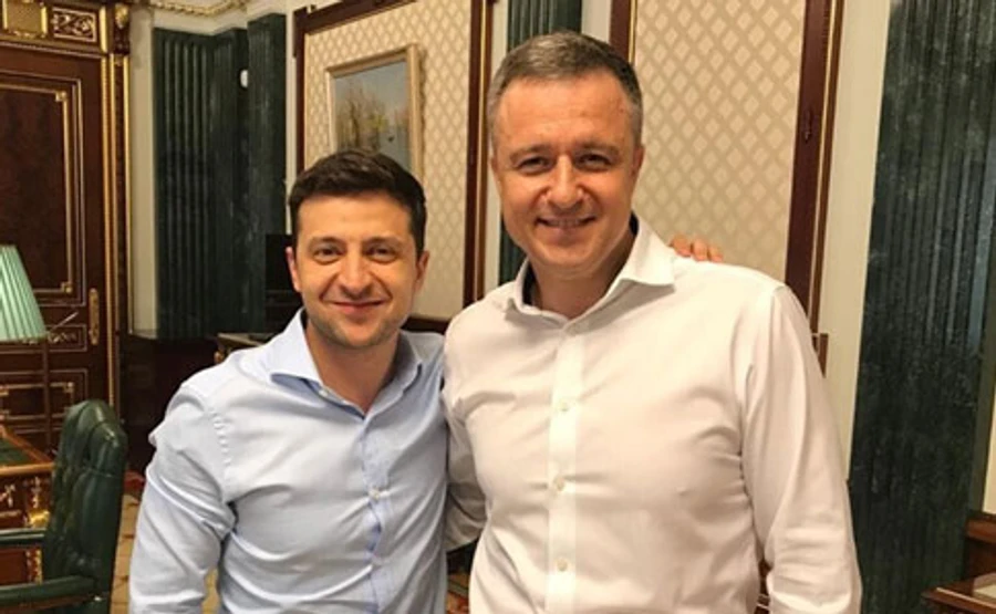 У Кулеби після ДТП переламані ребра, його син – непритомний 