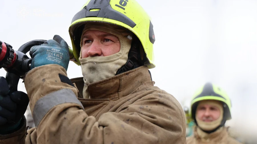 Рятувальники потрапили під повторний ракетний удар РФ на Полтавщині