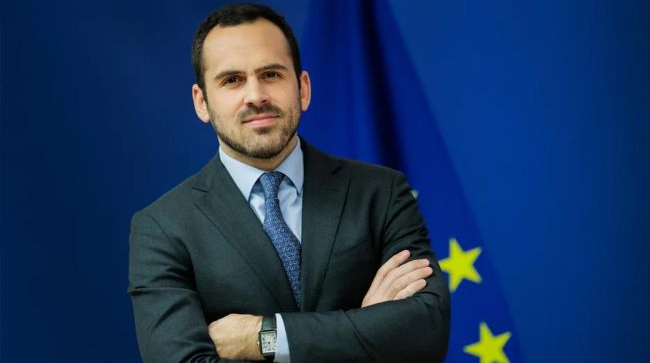 La Commissione europea riconosce gli sforzi dell'Ucraina nella lotta alla corruzione, un passo cruciale verso l'adesione all'Unione europea