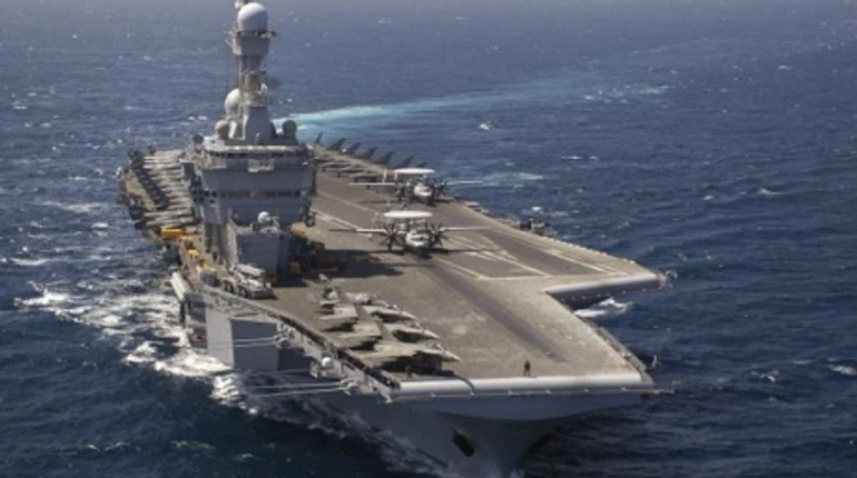 ЗМІ: офіцер видав місце розташування авіаносця Шарль де Голль через пробіжку на палубі і застосунок Strava