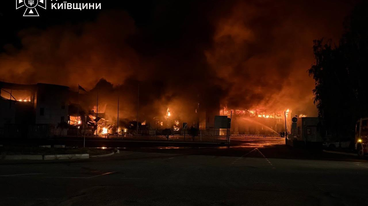 Зеленський: Росія вдарила по аеропортах в Жулянах та Борисполі