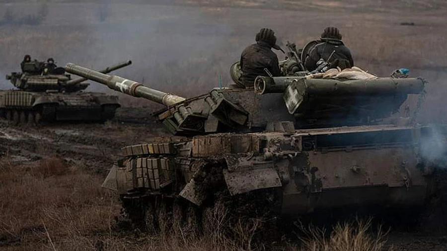 Russians intensify attacks on Lyman and Avdiivka fronts where Ukrainian defenders repel 63 attacks – General Staff