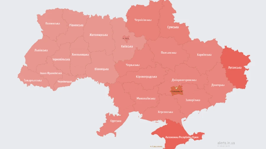 По всей Украине объявляли воздушную тревогу, работала ПВО