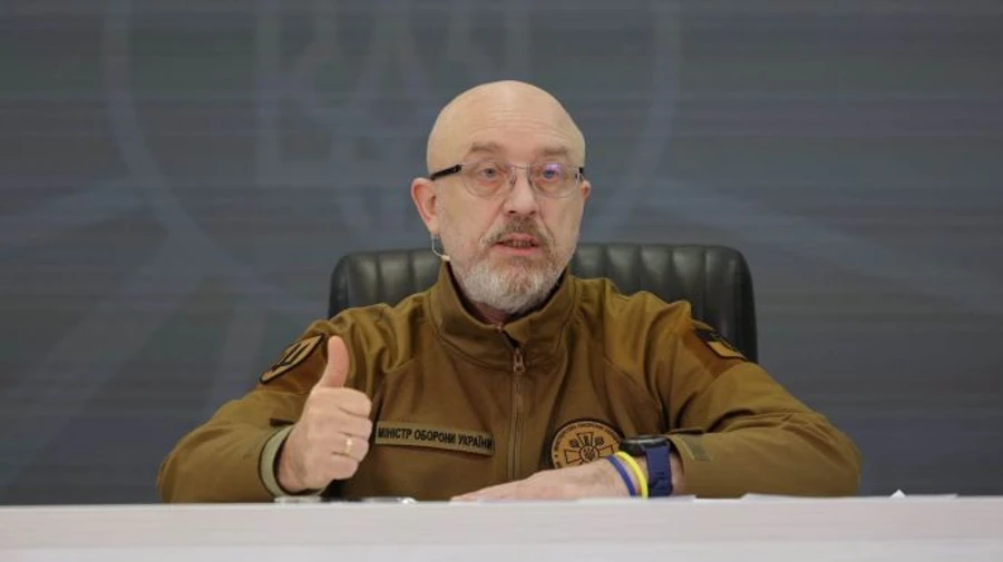 Резников анонсировал самолеты от партнеров: Вопрос – какие