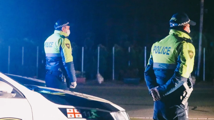 У Грузії колишній військовий відкрив вогонь з автомата зі свого балкона: 5 убитих, 5 поранених