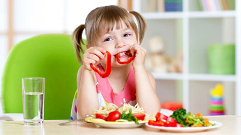 Школа, осень и COVID-19: как укрепить иммунитет ребенка. 8 советов медицинских экспертов