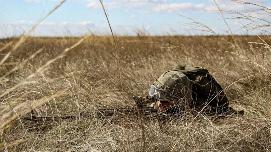 На позиції ЗСУ окупанти скидали з безпілотників постріли ВОГ