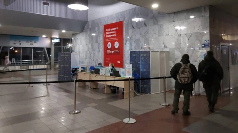 Новини 21 жовтня: дія ковід-обмежень, свіжі рейтинги партій