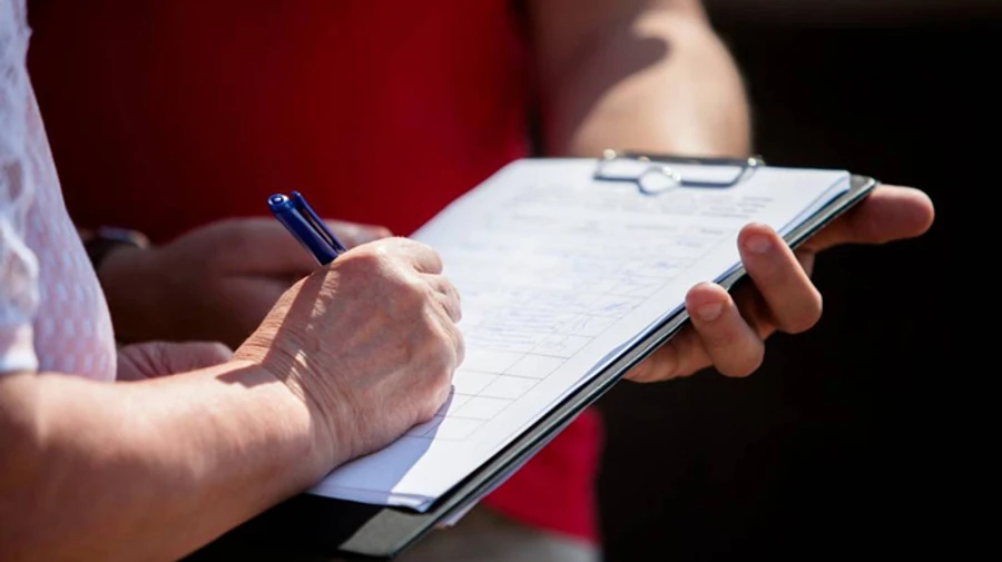 Соціологи з’ясували, скільки українців їм довіряють