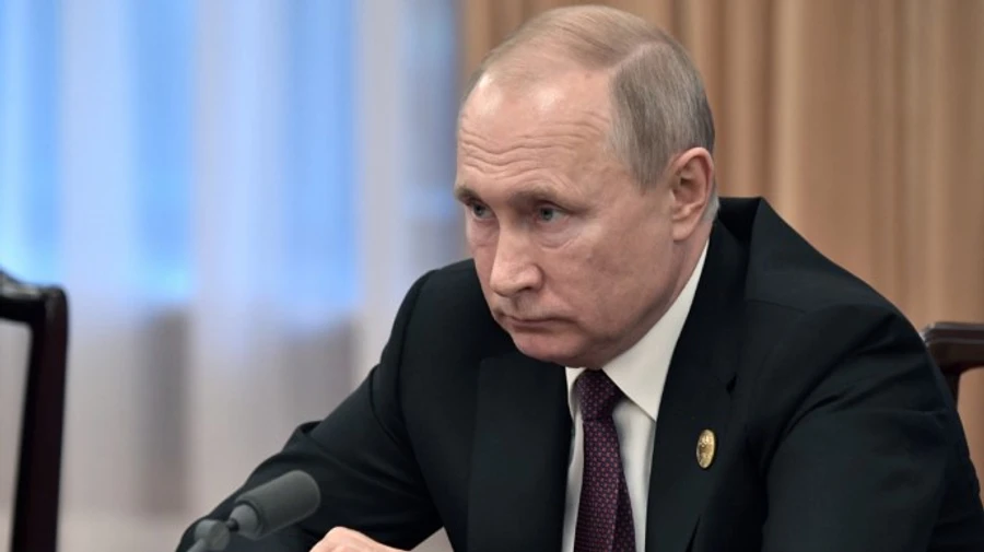 Західні таблоїди написали, що в Путіна хвороба Паркінсона, Кремль відреагував