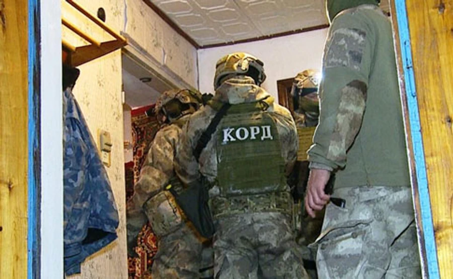 Чоловік влаштував стрілянину і поранив 4 спецпризначенців у Шаргороді