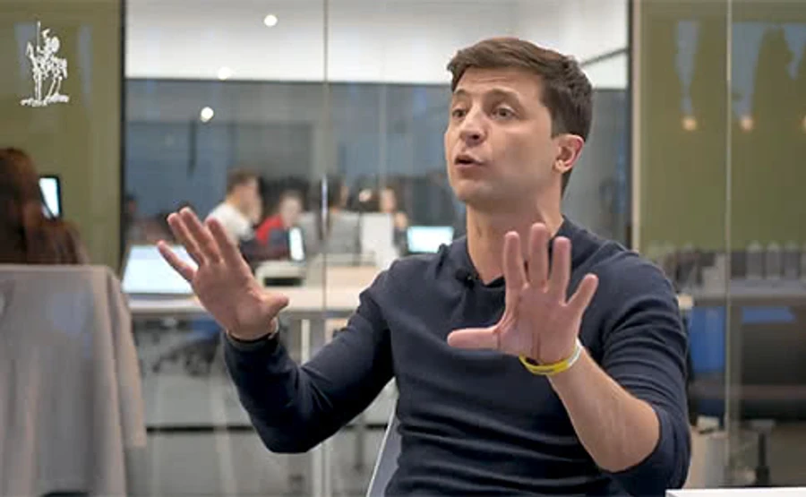 Зеленский дал советы из-за коронавируса: Гречка, спички и туалетная бумага не спасают