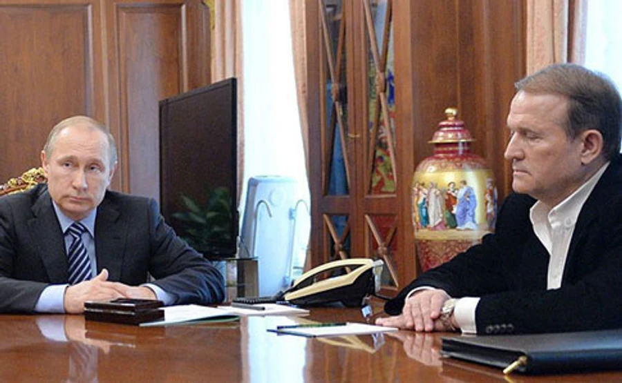 Арахамія пропонує відправити Медведчука і Кº на карантин після вояжу до Москви