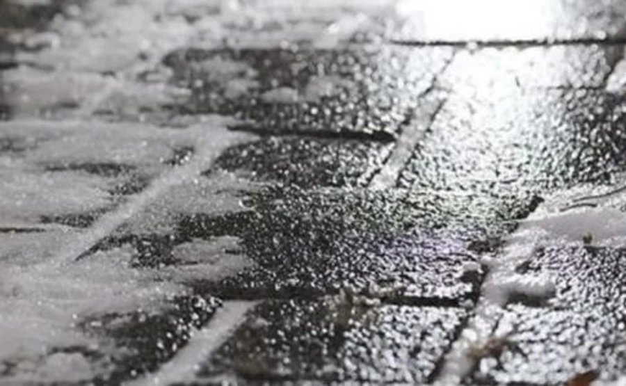 Дощ, мокрий сніг і мляві плюси – синоптики озвучили прогноз на два дні