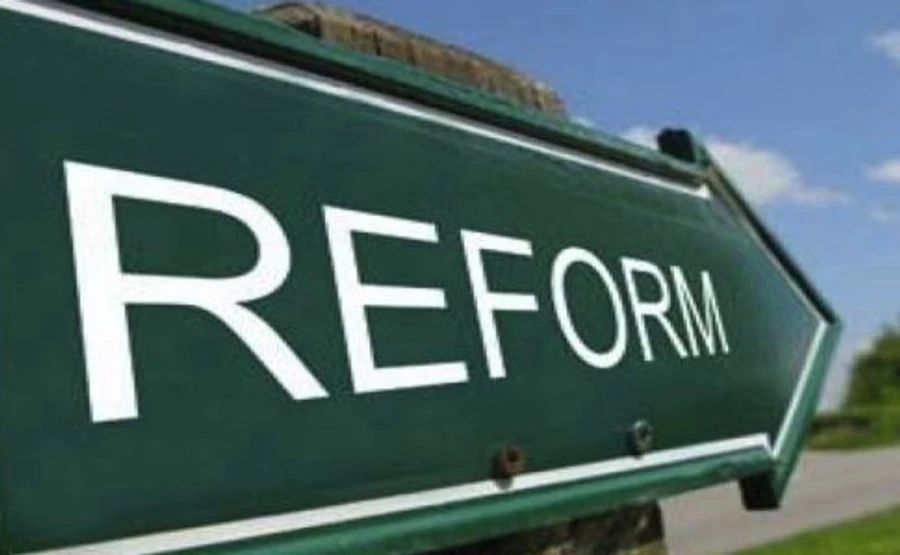 Українці обрали найважливішу реформу