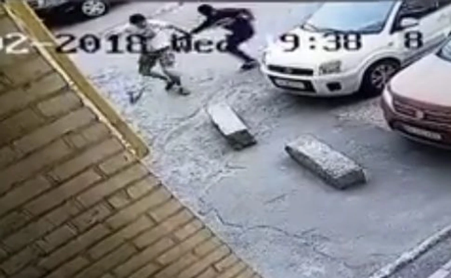 Поліція Києва розшукує нападників на учасника АТО, є фото