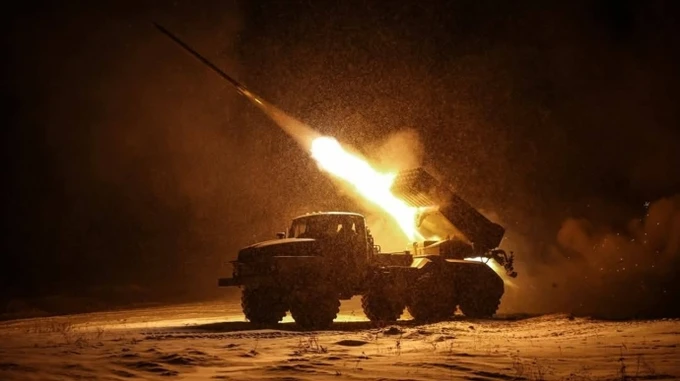 Росіяни понад 5000 разів обстрілювали українські позиції на фронті за добу – Генштаб