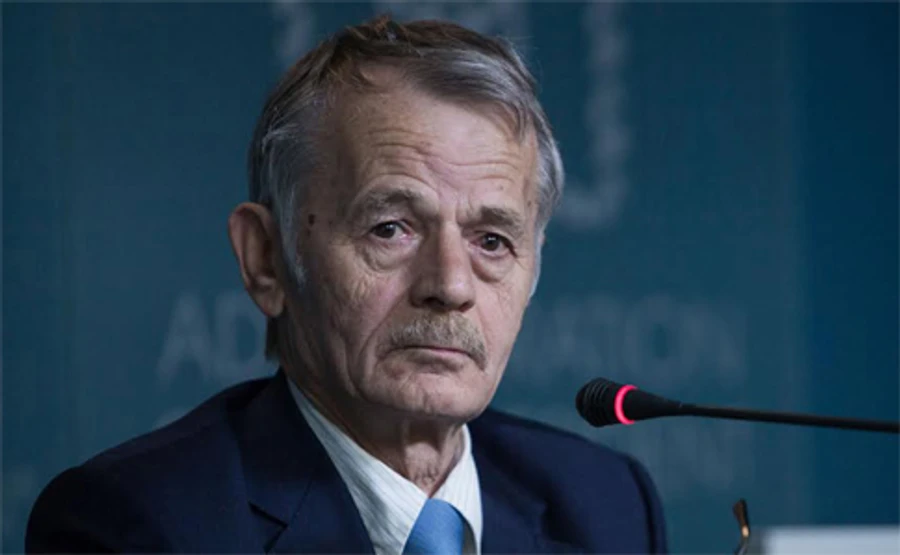 Джемилев опубликовал список крымских татар, которых преследует ФСБ